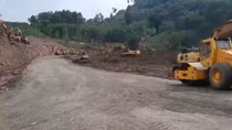 Thông tuyến Quốc lộ 15D lên cửa khẩu quốc tế La Lay