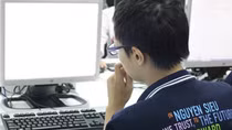 Học sinh đăng ký dự thi tốt nghiệp THPT trực tuyến suôn sẻ