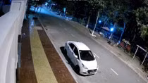 Thêm một vụ trộm xe máy do nhóm đi ô tô thực hiện