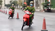 Nâng cao văn hóa giao thông và kỹ năng lái xe mô tô cho học viên CSND
