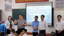 Thủ tướng Phạm Minh Chính thăm trường tiểu học thị trấn Yên Lập, Phú Thọ