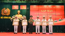 Phát huy truyền thống anh hùng, góp phần xứng đáng vào sự nghiệp xây dựng và bảo vệ Tổ quốc