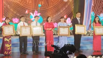 Tôn vinh các lực lượng phòng, chống dịch COVID-19