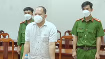 Bắt Giám đốc và nguyên Phó Giám đốc Ban QLDA Đông Bắc tỉnh Cà Mau