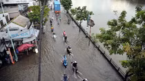 Mưa to từ Đà Nẵng đến Bình Thuận, Nam Bộ gặp triều cường