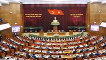 Ngày làm việc thứ nhất, Hội nghị Trung ương 5 khóa XIII
