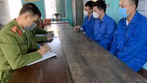 Bắt nhóm khống chế, bắt giữ người để đòi nợ
