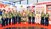 Thứ trưởng Trần Quốc Tỏ thăm, chúc mừng báo chí CAND nhân Hội báo toàn quốc