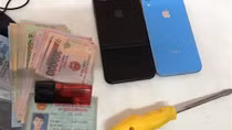 Tên trộm 5 tiền án chuyên mặc chiếc áo nâu đỏ là ai?