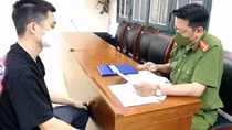 Làm giả bằng lái xe rồi rao bán trên mạng xã hội