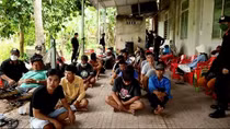 Phá trường gà, thu giữ gần 250 triệu đồng