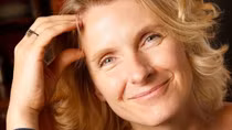 Nữ văn sĩ Elizabeth Gilbert và những tác phẩm về giá trị cuộc sống gia đình