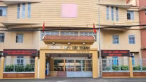 Hiệu trưởng nhận trách nhiệm, xin dừng những khoản thu gây bức xúc