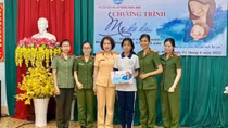 “Mẹ đỡ đầu” cho học sinh dân tộc mồ côi mẹ vì tai nạn giao thông