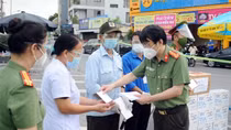 Việc thiện giữa mùa dịch