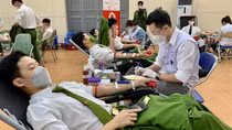 Hàng nghìn người hiến máu tại "Ngày hội Chủ nhật Đỏ"
