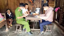 Cảnh sát khu vực vùng đồng bào Cơ Tu