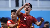 AFC ca ngợi cú sút của Tiến Long