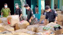 Vẫn cam go cuộc chiến chống buôn lậu trên tuyến biên giới Tây Nam: Giải quyết vấn đề từ gốc