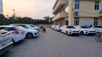 “Biến” sân nhà văn hoá tổ dân phố thành bãi xe