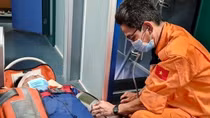 Đồn Biên phòng Bạch Long Vĩ kịp thời cứu 1 ngư dân bị cá mập tấn công