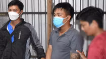 Cướp xe máy của người dân sau va chạm giao thông