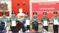 Khen thưởng đột xuất nhiều đơn vị Công an tỉnh Quảng Bình