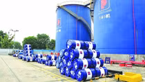 Nhập khẩu xăng dầu tăng mạnh ở thị trường Hàn Quốc, Trung Quốc