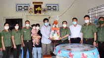 Không để các cháu mồ côi thiếu thốn trong dịp Tết Nguyên đán