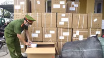 Thu giữ 5 vạn kit test COVID-19 không nguồn gốc