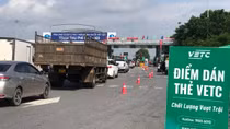 VETC lên tiếng khi bị "tố" dán chồng 40.000 thẻ ETC của ePass