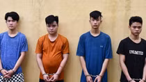 Nghi vợ nhắn tin “đò đưa”, rủ bạn chém “tình địch” nhập viện