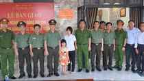 Cụm thi đua số 7 Bộ Công an trao nhà nghĩa tình đồng đội tại Bình Định