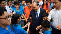 Chủ tịch nước Nguyễn Xuân Phúc dự Ngày hội tới trường Hope School