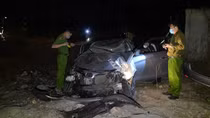 Ô tô rơi xuống hố, 3 người thương vong
