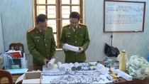 Lên mạng học chế tạo pháo bán kiếm lời