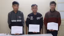 Nửa đêm, mang heroin kèm súng ngắn “trấn yểm”