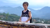 Người gọi hồn cho… đá