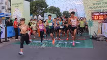 Hơn 4.000 vận động viên dự Giải Bến Tre Marathon 2022