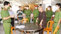 “Thầy Phúc” hành hạ trẻ em từng tham gia vào nhiều vụ kiện dân sự