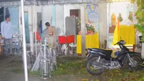 Người phụ nữ tử vong nghi do bị con trai bạo hành