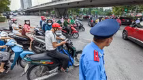 Dân "nhờn luật" cố tình vi phạm giao thông, cứ tiện là đi