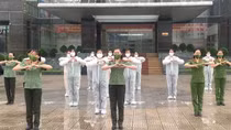 Phụ nữ Công an Thái Nguyên lan tỏa tinh thần chống COVID-19
