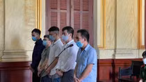 Tổ chức đánh bạc, 3 cán bộ và các đồng phạm lãnh án