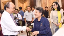 Chủ tịch nước gặp mặt Đoàn học sinh miền Nam trên đất Bắc
