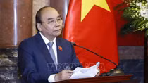 Chủ tịch nước gặp mặt Đoàn đại biểu điển hình tiên tiến tỉnh Vĩnh Long