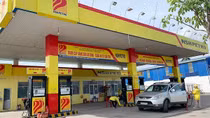 NSH Petro giải trình về 2 đại lý nhượng quyền hết hàng cục bộ