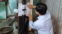 Phát hiện một cơ sở kinh doanh dầu DO "chui"