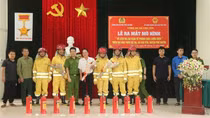 Phú Xuyên ra mắt mô hình “Tổ liên gia an toàn về phòng cháy, chữa cháy tại khu dân cư trên địa bàn thôn Giẽ Hạ, xã Phú Yên”