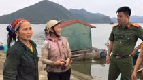 Giải cứu thành công hai người đi lạc trong rừng